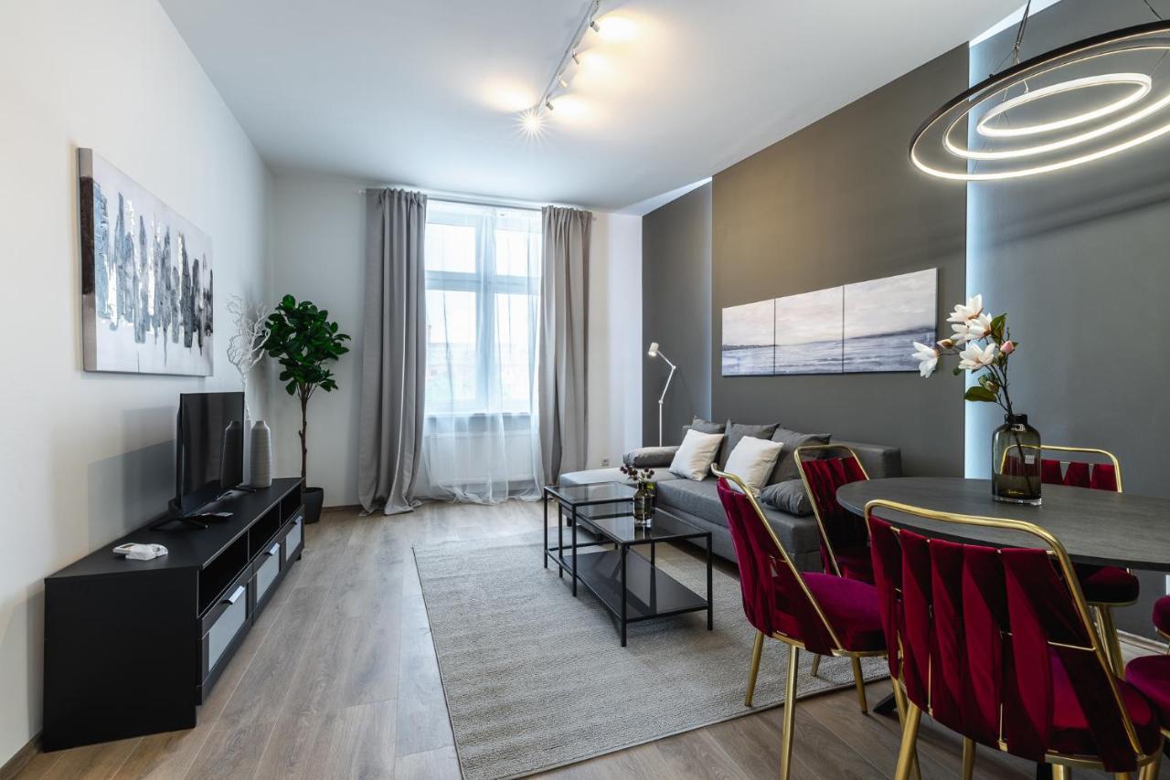 Newley Renovated Apartment Next To Hannovermarkt Wenen Buitenkant foto