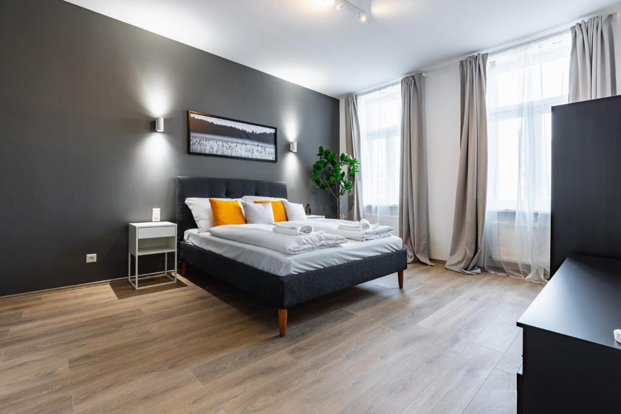 Newley Renovated Apartment Next To Hannovermarkt Wenen Buitenkant foto
