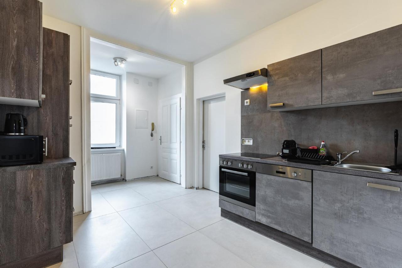 Newley Renovated Apartment Next To Hannovermarkt Wenen Buitenkant foto
